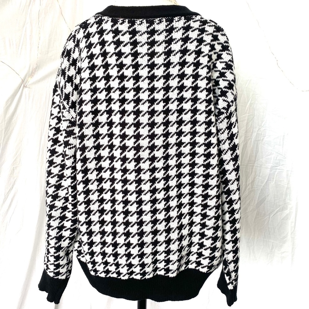 Cardigan 🆕 black white knit 5 buttons sweater v-neck oversized hip length - Picture 9 of 17